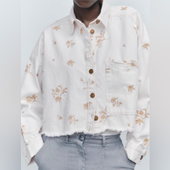 ZARA Embroidered Oversized Denim Jacket - Picture 3 of 10